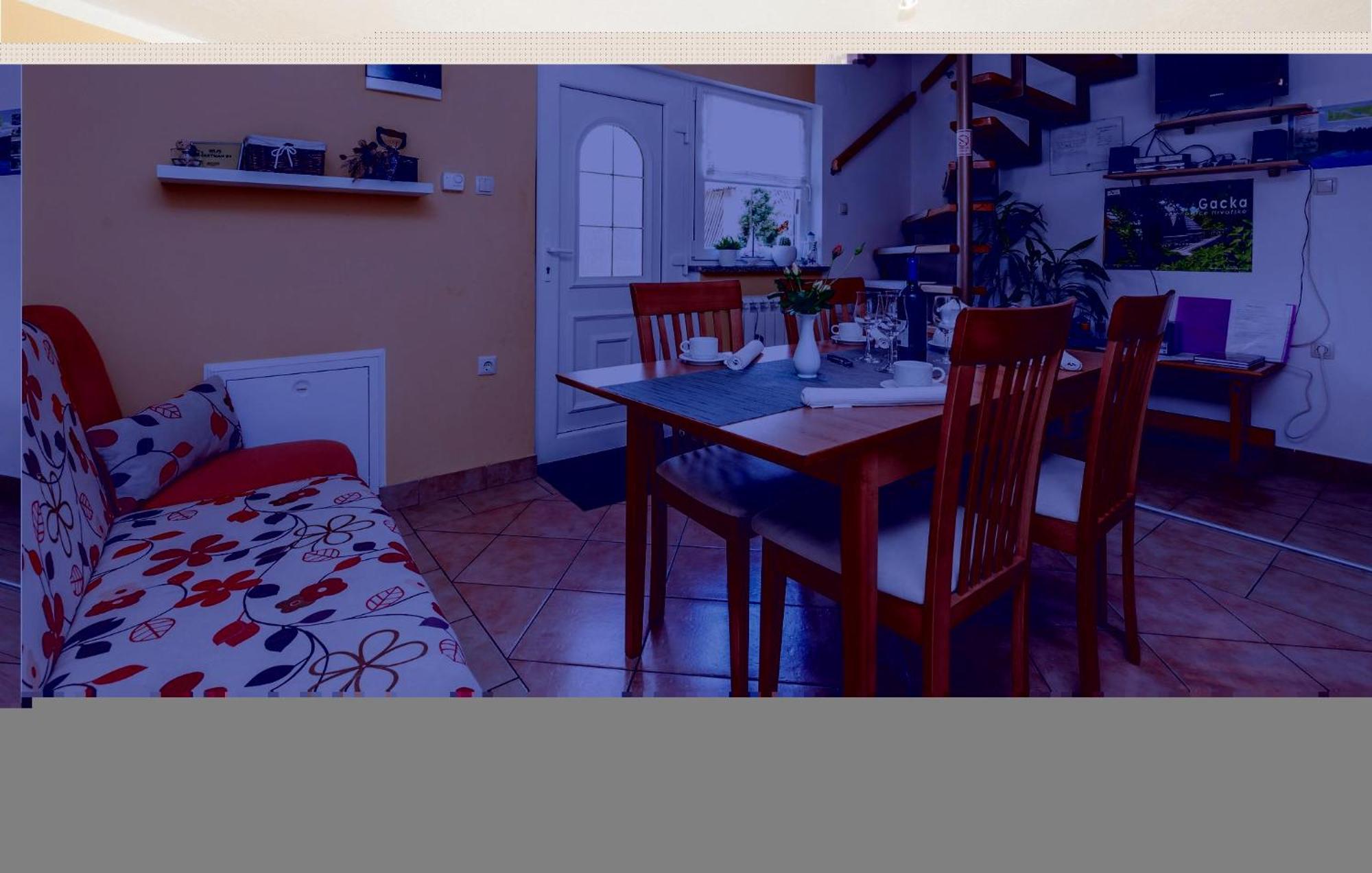 2 Bedroom Cozy Home In Licko Lesce Zewnętrze zdjęcie